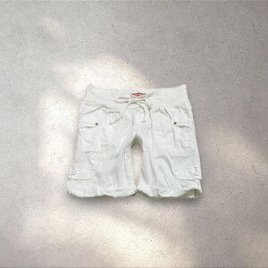 Unionbay White Low Rise Bermuda Shorts